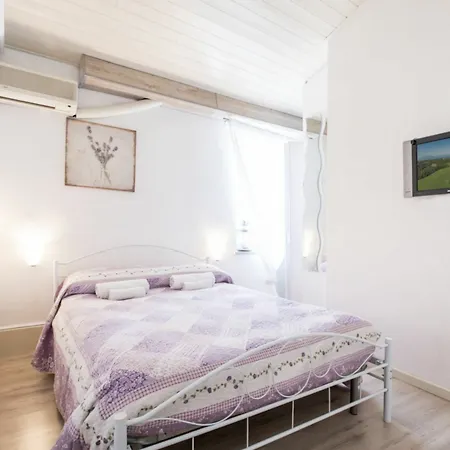 Sisi Apartment *